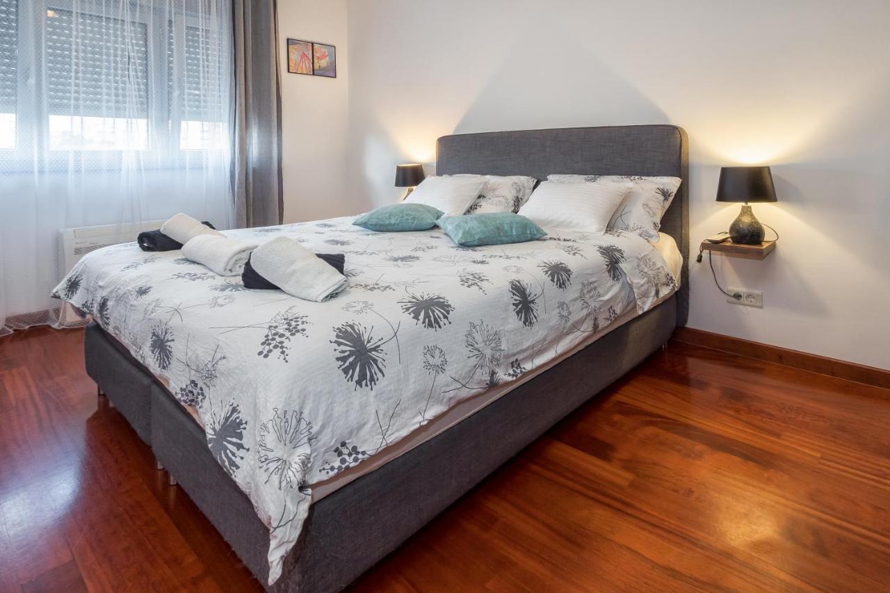 Airy 2-Br Apt W/ Open Layout & Modern Design Διαμέρισμα Σπλιτ Εξωτερικό φωτογραφία