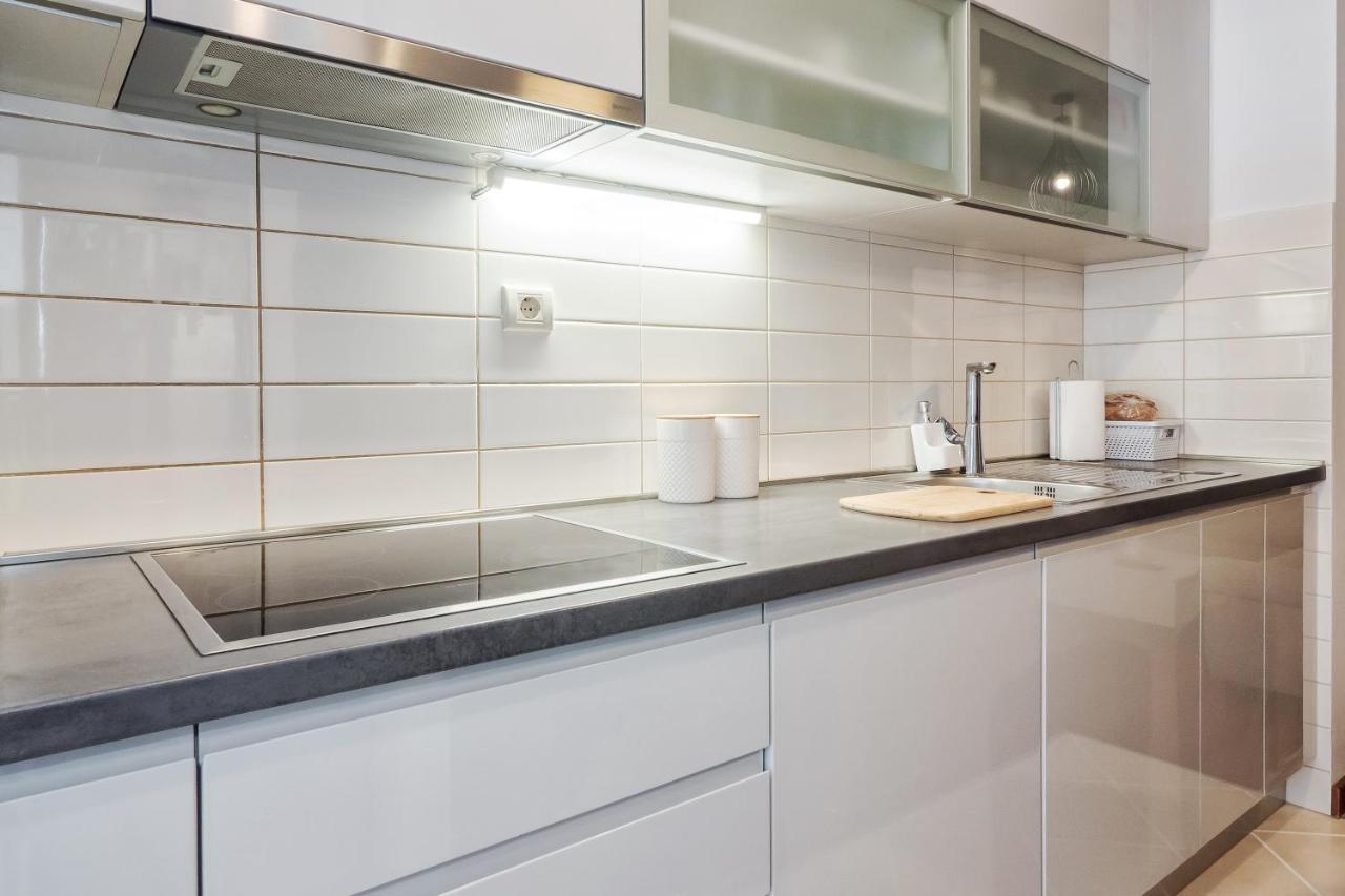 Airy 2-Br Apt W/ Open Layout & Modern Design Διαμέρισμα Σπλιτ Εξωτερικό φωτογραφία