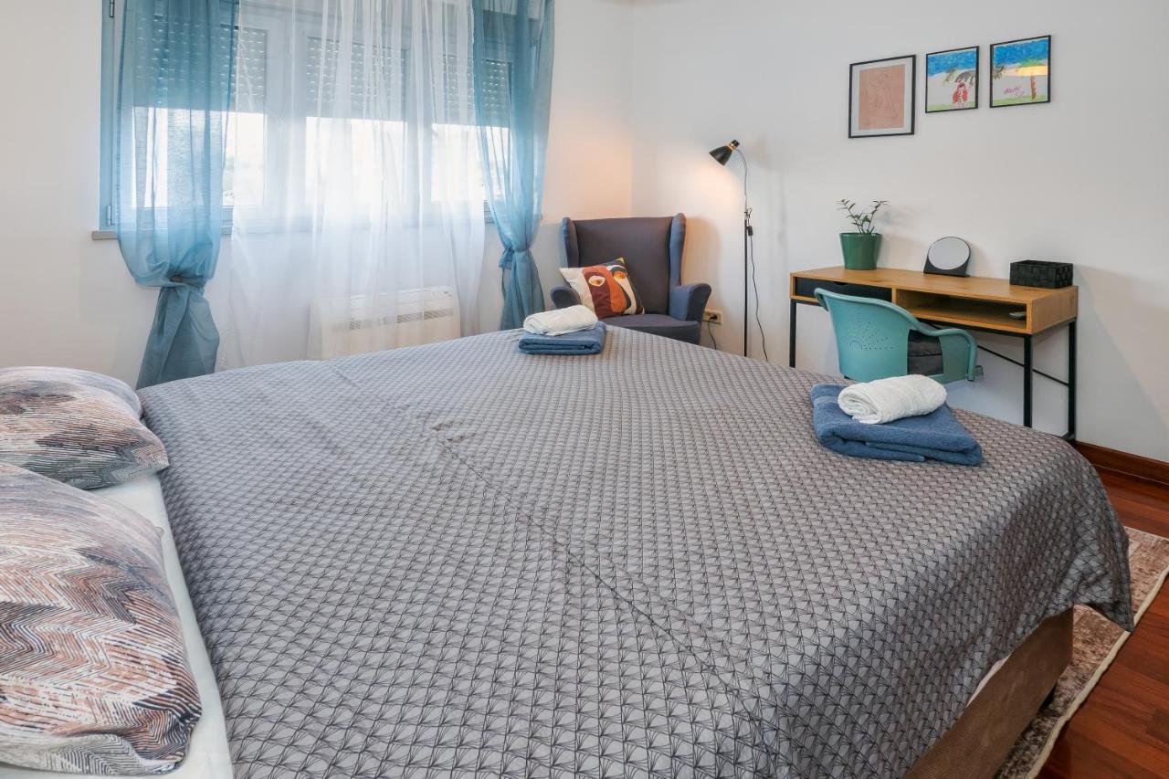 Airy 2-Br Apt W/ Open Layout & Modern Design Διαμέρισμα Σπλιτ Εξωτερικό φωτογραφία
